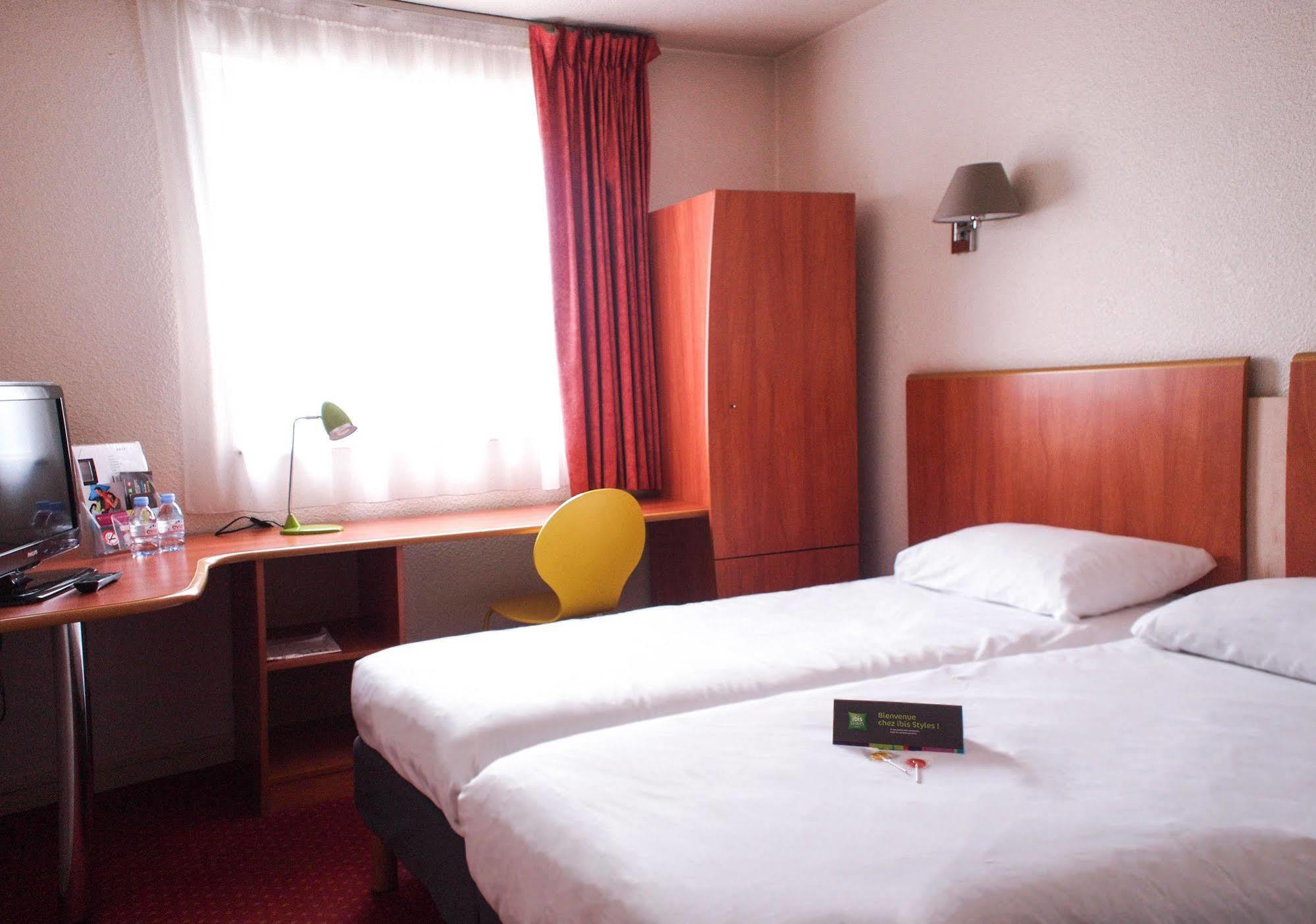 Ibis Styles Le Mans Gare Sud Hotell Eksteriør bilde